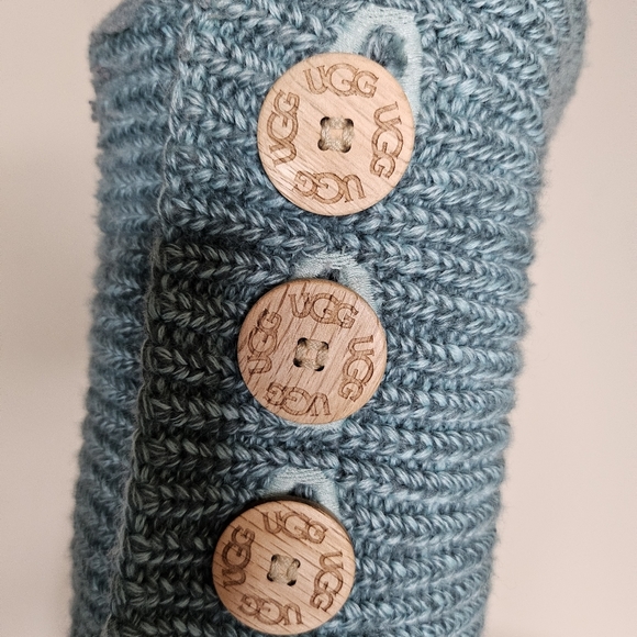 Ugg Women's Shoes Classic Cardy Knit Ugg Boots - Picture 7 of 16